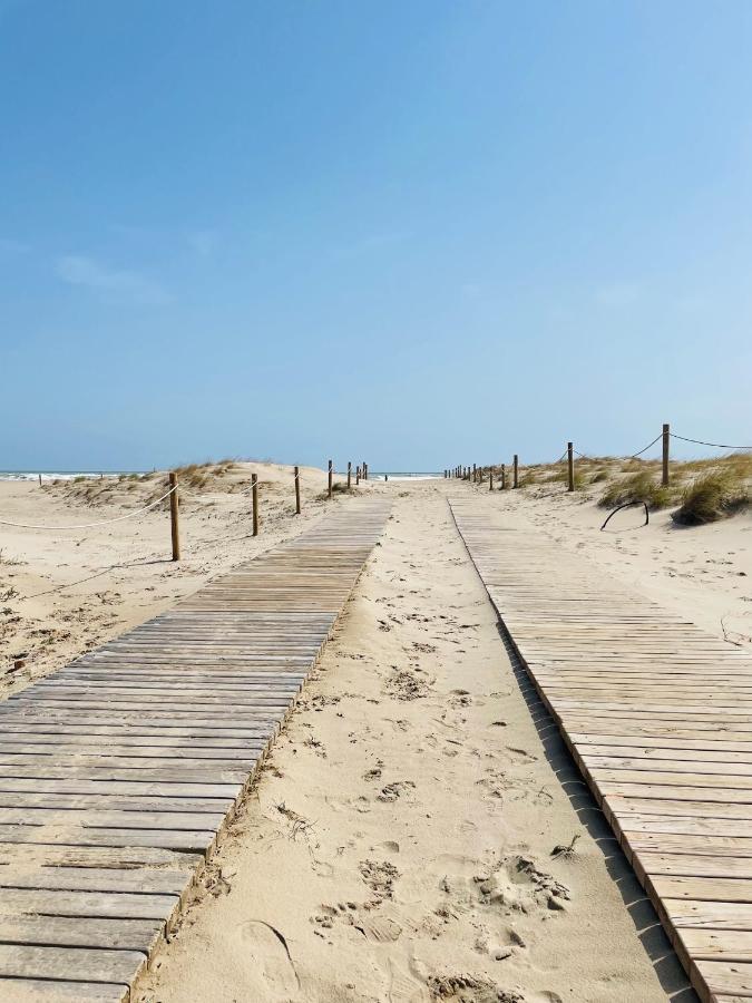 Cozy 2-Bedroom Serviced Apartment With Netflix Sagunto Kültér fotó