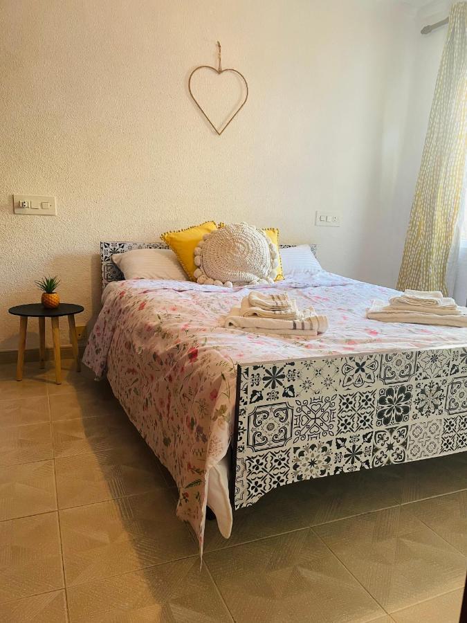 Cozy 2-Bedroom Serviced Apartment With Netflix Sagunto Kültér fotó