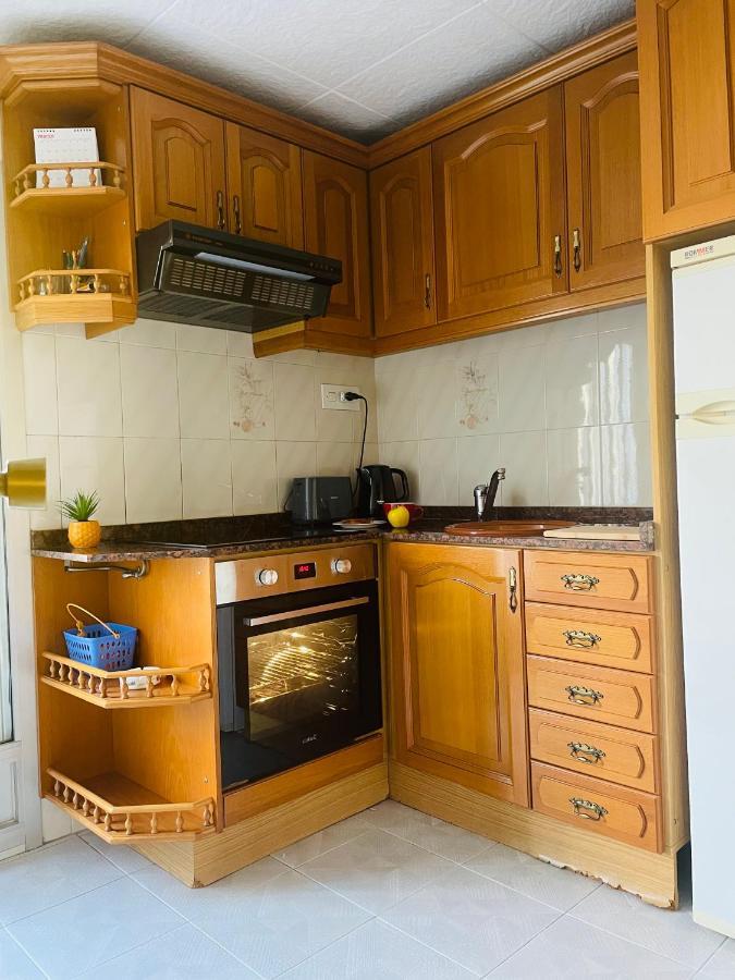Cozy 2-Bedroom Serviced Apartment With Netflix Sagunto Kültér fotó